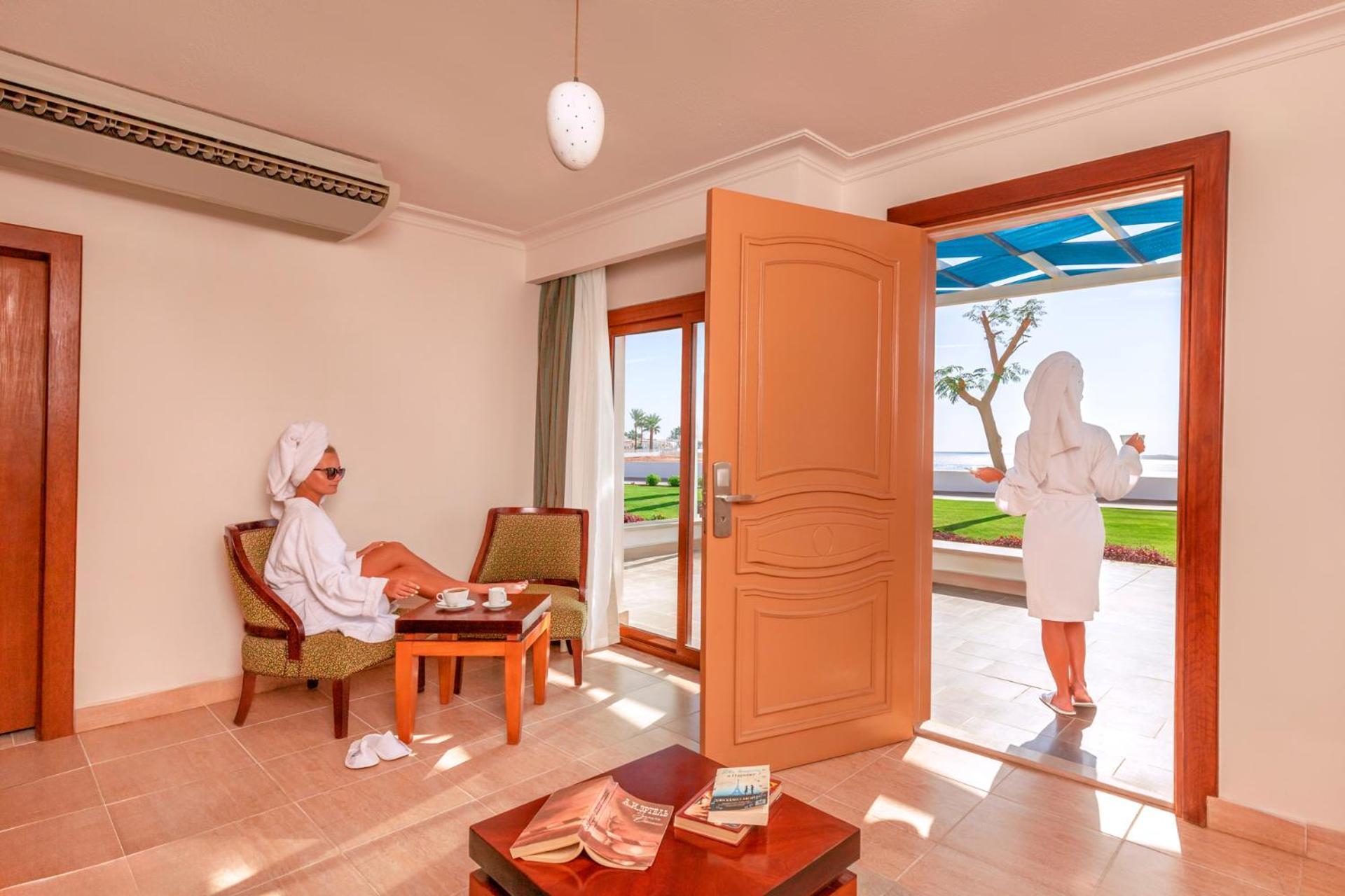 Standard Room With Aqua Park Access